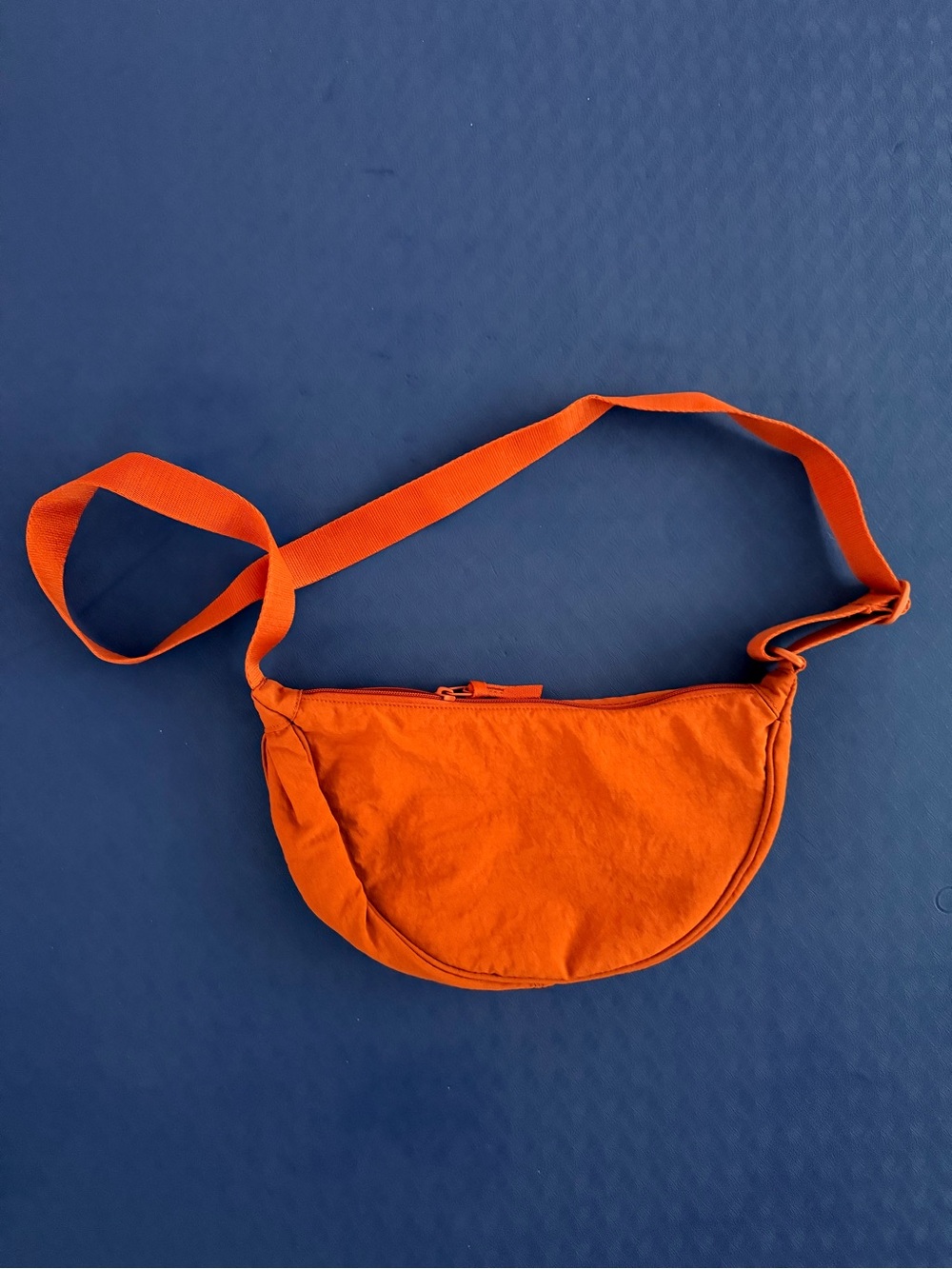 NEW Uniqlo Round Mini Shoulder Bag